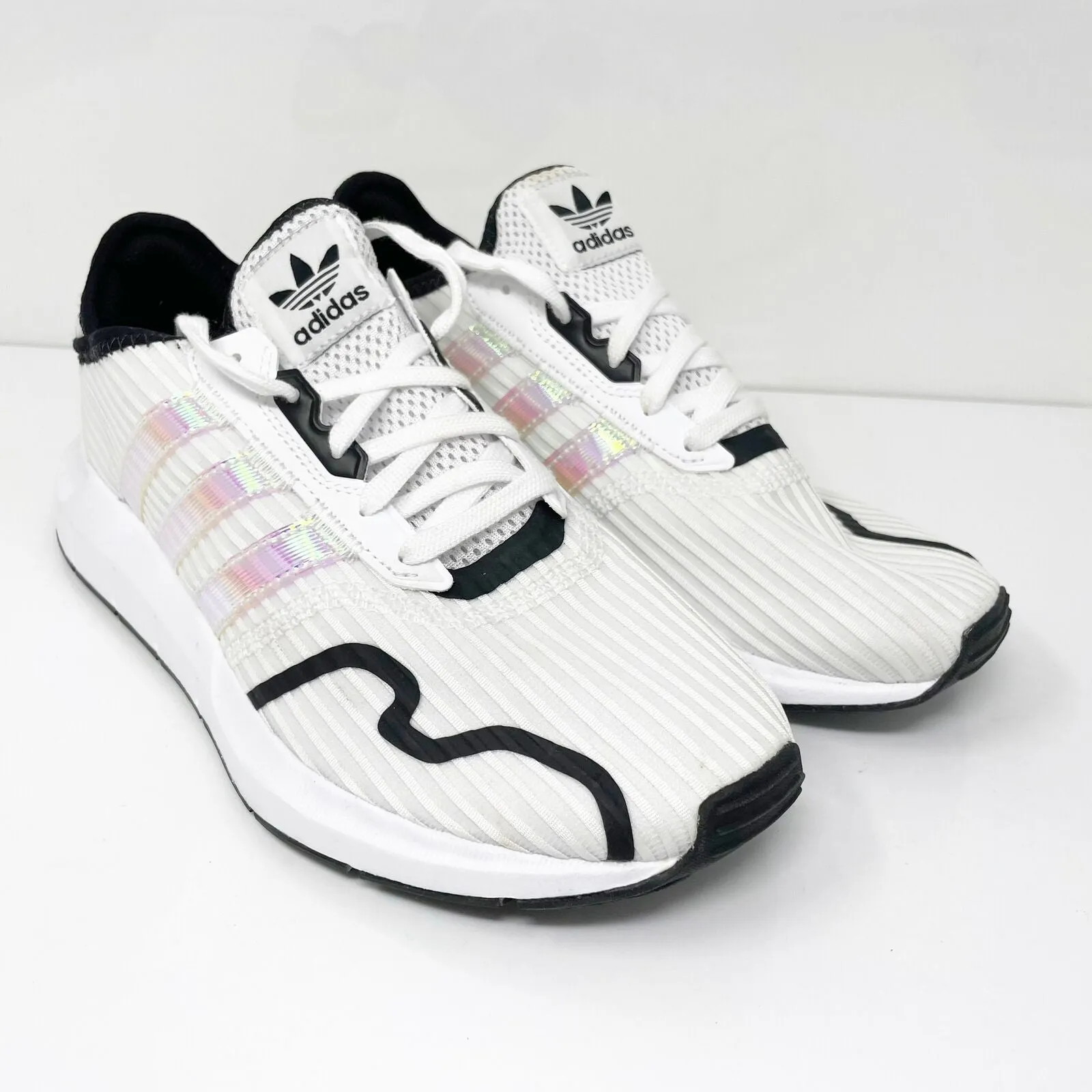 Adidas Boys Swift Run X FY4778 White Running Shoes Sneakers Size 6.5