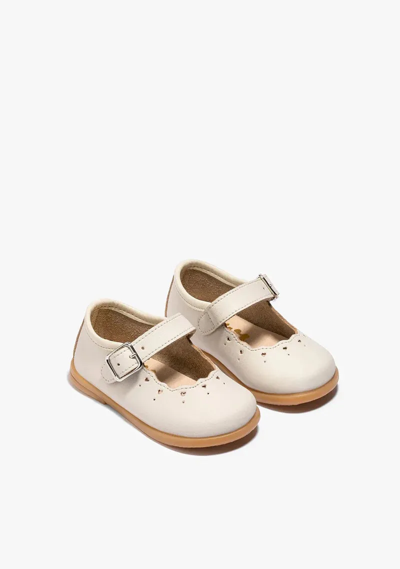 Beige buckle leather mary jane