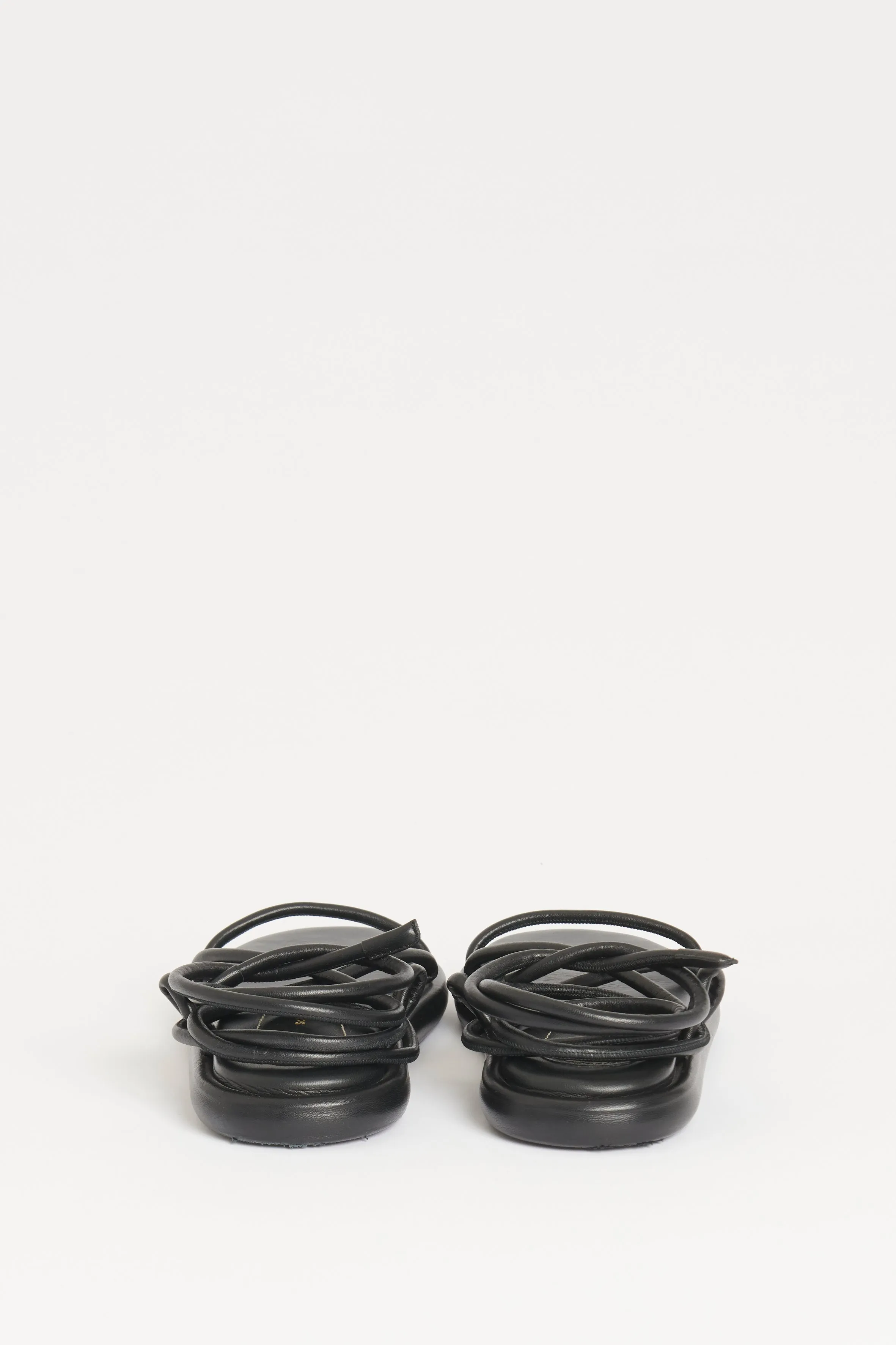 Black Woven Flat Pipe Preowned Sandals
