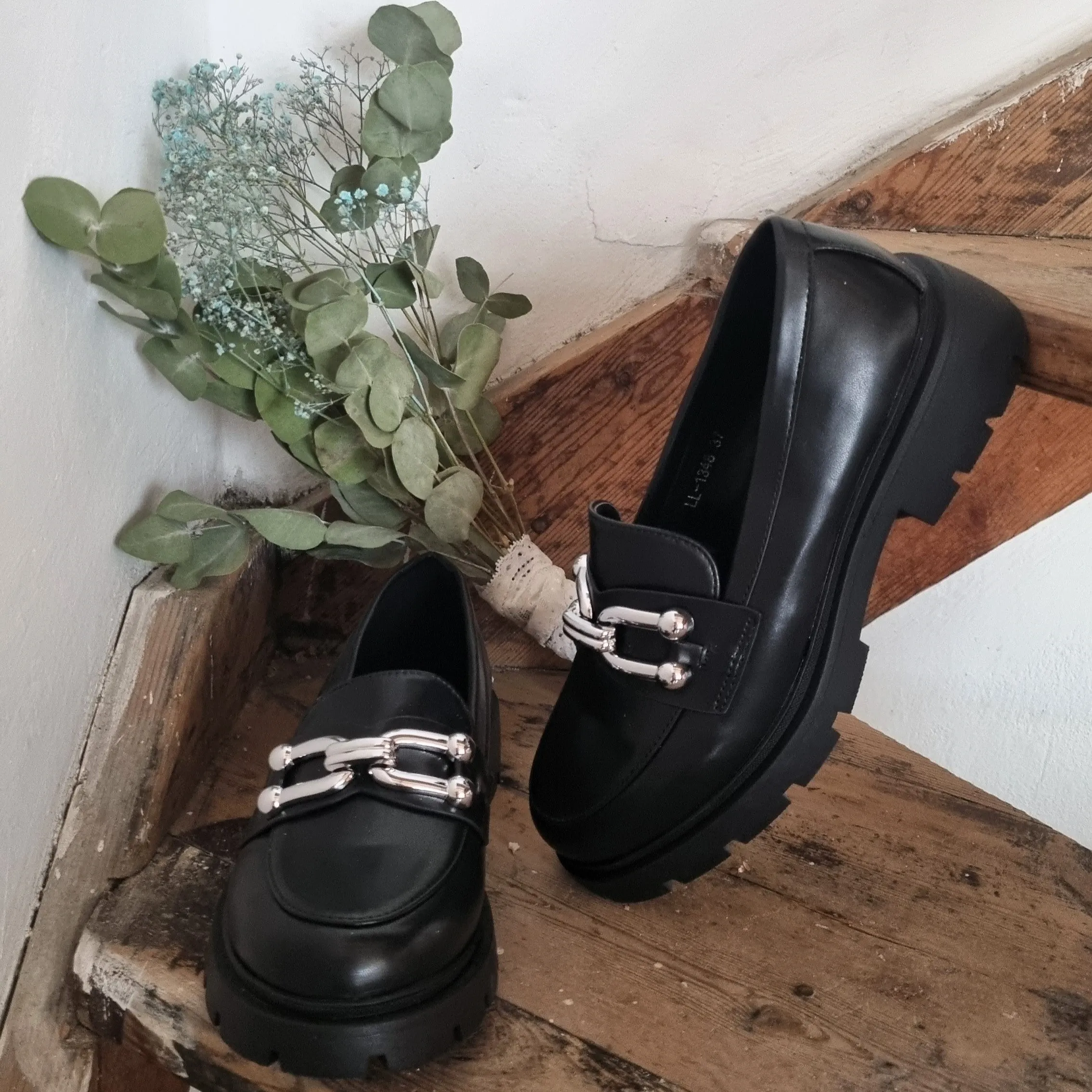 Marlen loafers
