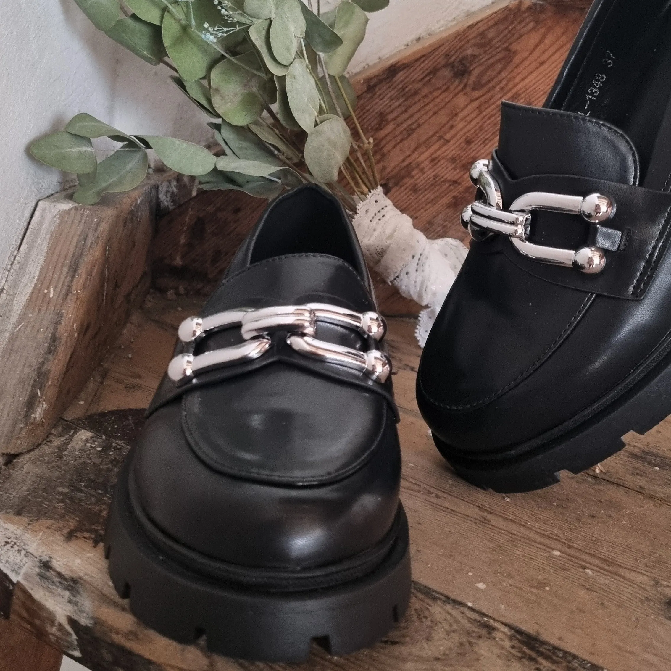 Marlen loafers