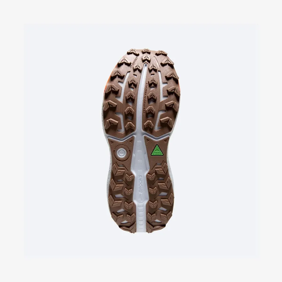 Sure! Heres an optimized title for the product in English with modifiers:

Mens Caldera 7 Trail Running Shoes - White Sand, Chateau Gray, and Yellow Accents