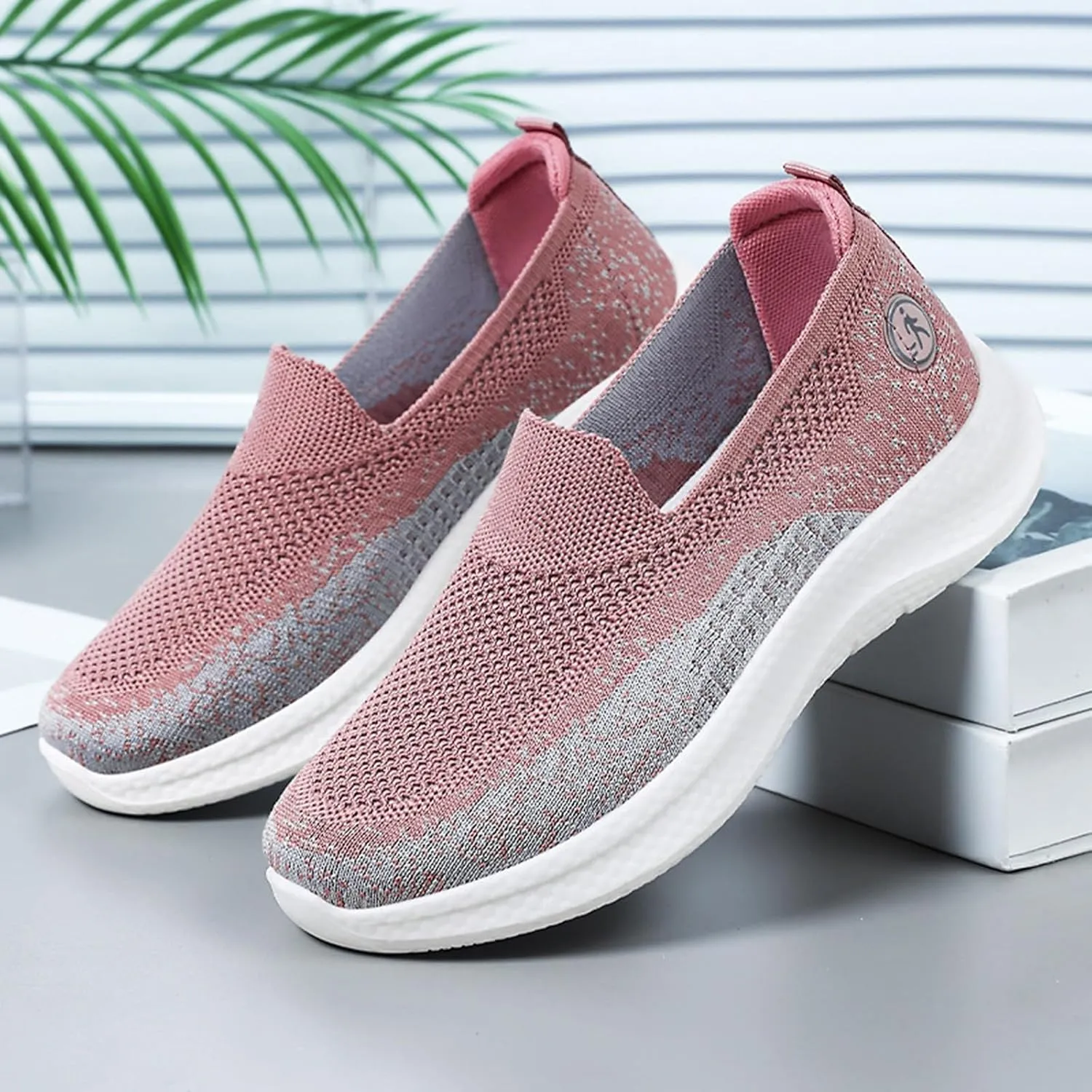 Women's Mesh Sneaker Lac𝐞 Up Breathable Sneaker with Arch Support Casual Lightweight Running Shoes Non Slip Walking Shoes